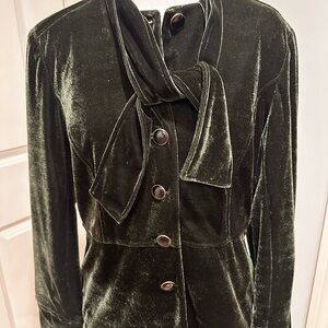 Elegant Velvet Green Women's Jacket